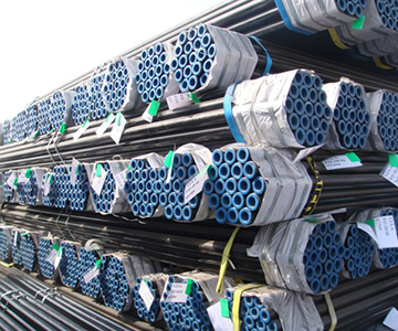 Tubería de acero industrial, enderezando la tubería de acero industrial, método industrial de la tubería de acero